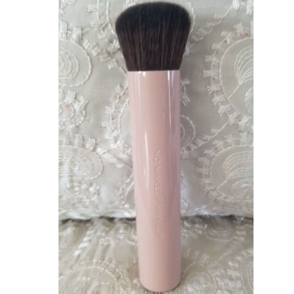 No Makeup Makeup Brush